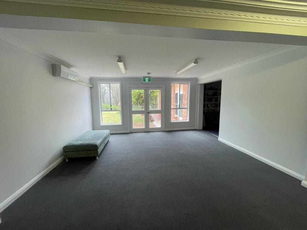 colorful-solutions-sydney-commercial-painting-project-22