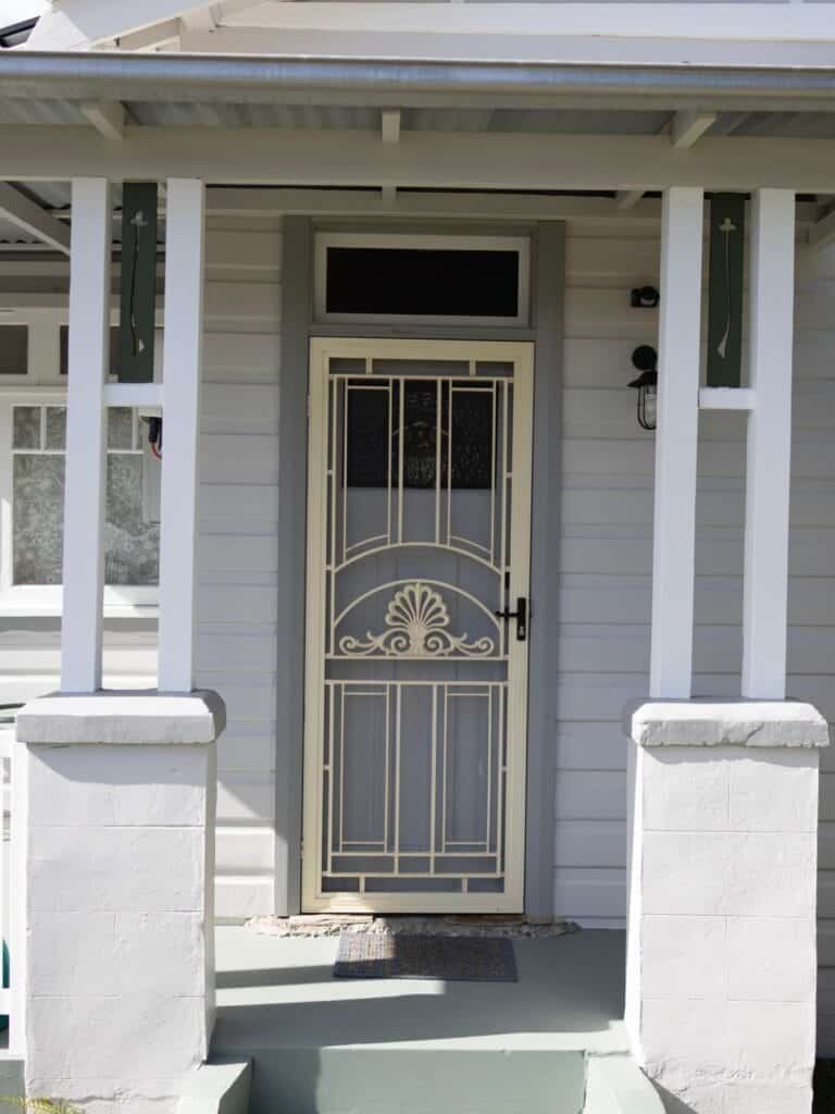 colorful-solutions-sydney-exterior-house-painting-54